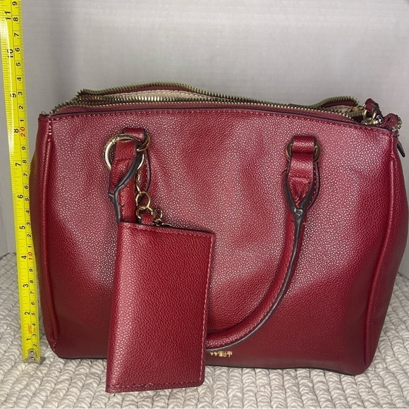 Nine West Red Purse - Picture 13 of 13